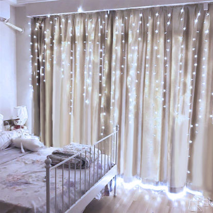 Light curtain - 100 LEDs - mid white - mains powered - IP44 - 2,2 m - 8 programs