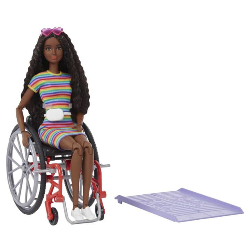 Slika - Mattel Barbie Fashionista Model na invalidskem vozičku - črna ženska  (GRB94)
