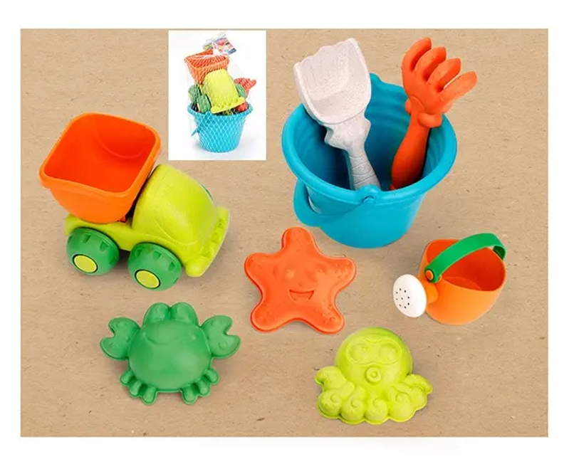 Slika - Beach Toys 8-delni komplet bioplastičnih igral za peskovnik