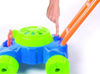 Slika - Beach Toys BUBBLE MOW otroška kosilnica za pihanje mehurčkov + 118ml tekočine