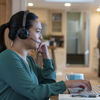 Slika - Brezžične Bluetooth slušalke Poly Plantronics Voyager Focus 2 UC ANC 5.1 črne s polnilno postjo 213727-01  / 77Y86AA