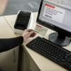 Slika - Brother QL-810Wc (QL810WCYJ1) USB - WiFi, namizni tiskalnik nalepk