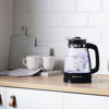 Slika - Russell Hobbs Classic grelnik vode, 1,7l steklena posoda (26080-70) enostaven in eleganten