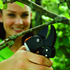 Slika - Fiskars PowerStep P83 škarje za rezanje vejevja črno-oranžne barve (1000575)