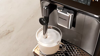 Slika - Philips EP3329/70 Series 3300 avtomatski espresso aparat za kavo v zrnju s klasičnim penilnikom, srebrno-črn